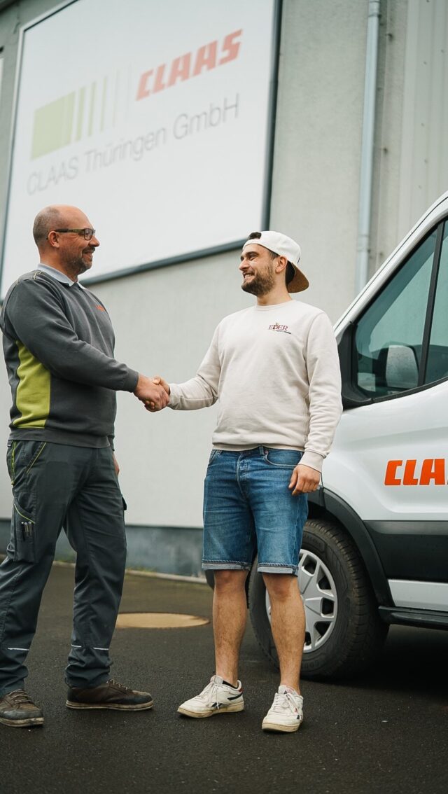 Wir haben für die Claas Thüringen - Niederlassung Epschenrode das Chefbüro sowie mehrere Sanitärräume grundlegend renoviert. Dabei haben wir in Zusammenarbeit mit @pascalmadeheim ein absolutes Wohlfühlbüro im modernen Look kreiert! 😎😍💯Planst du auch eine Komplettrenovierung & legst Wert auf eine ordentliche Ausführung der Malerarbeiten? - Dann meld dich! 🙋🏻‍♂️✏️ Schreib uns direkt hier im Post/Chat!
📲 www.malermeister-eder.com
📞 015207014405#maler #renovierung #zimmer #wand #büro #fussboden #vinyl #farbe #spachtelmasse #weiß #anstrich #glattewände #holz #trockenbau
#malermeister #teamwork #kundenzufriedenheit #interview #rezension